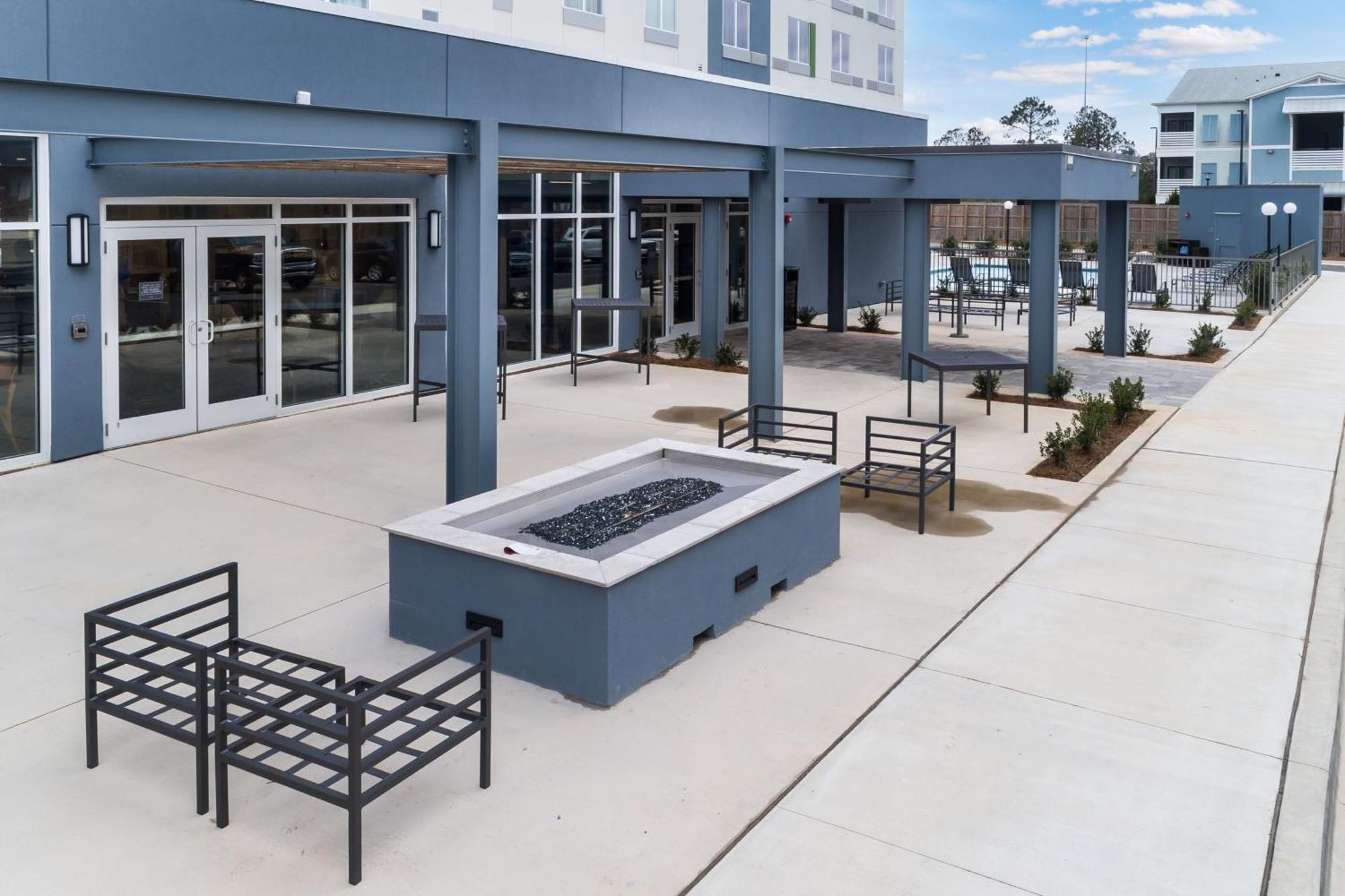 Courtyard By Marriott Pensacola I-10 West Hotell Eksteriør bilde